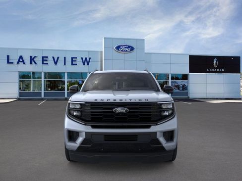 New 2026 Ford Expedition Platinum image 6