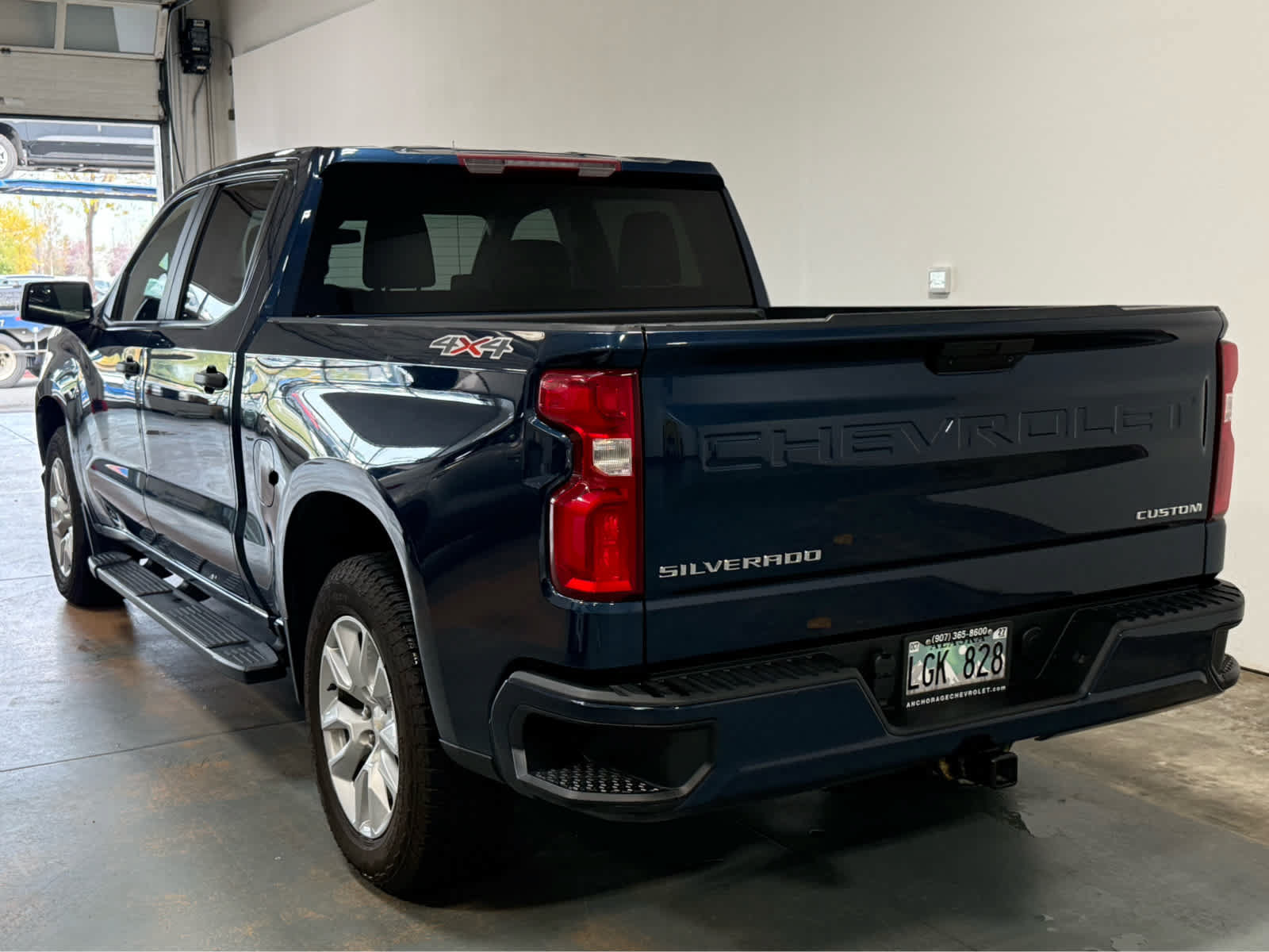 Used 2021 Chevrolet Silverado 1500 Custom w/ Safety Confidence Package AWD/4WD image 3