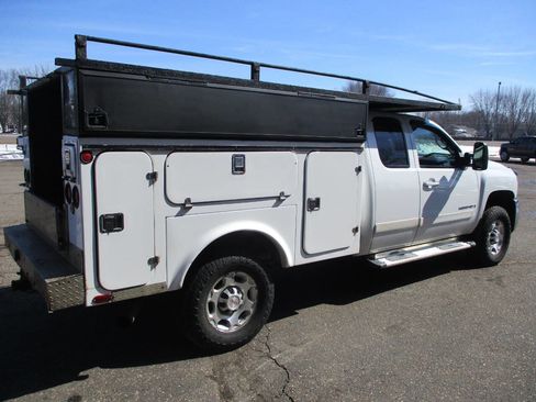 Used 2008 Chevrolet Silverado 2500 LTZ w/ Safety Package image 9