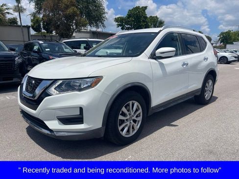 Certified 2020 Nissan Rogue SV FWD image 1