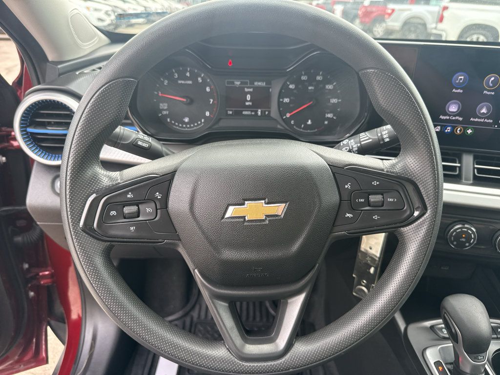 Used 2024 Chevrolet Trax LS w/ Driver Confidence Package FWD image 16