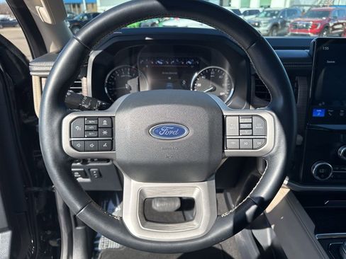 Used 2024 Ford Expedition Max Limited AWD/4WD image 16