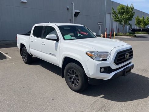 Used 2021 Toyota Tacoma SR5 image 1