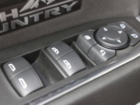 Used 2024 Chevrolet Silverado 1500 High Country w/ High Country Premium Package AWD/4WD image 77