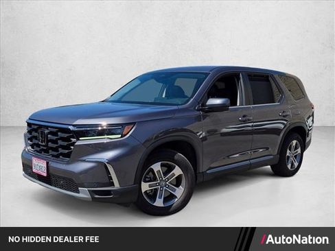Used 2025 Honda Pilot EX-L image 1