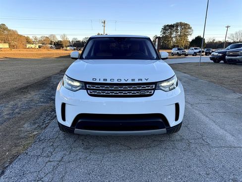 Used 2018 Land Rover Discovery HSE image 2