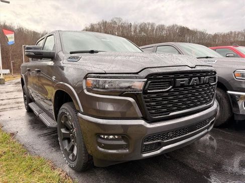 New 2026 RAM 1500 4x4 Crew Cab image 4