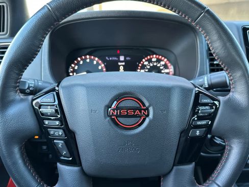 Used 2023 Nissan Frontier PRO-4X w/ Pro Convenience Package image 25