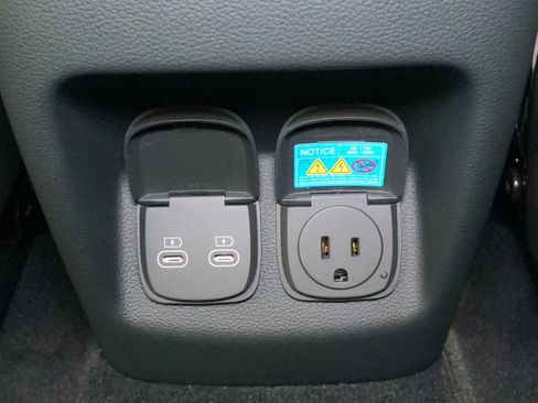 New 2026 Genesis GV80 3.5T e-SC image 27