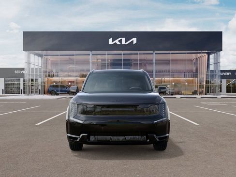 New 2026 Kia EV9 Land w/ Nightfall Edition Package image 2