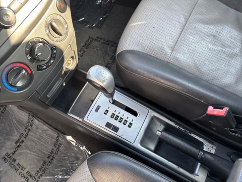 Used 2011 Chevrolet Aveo5 LT image 11