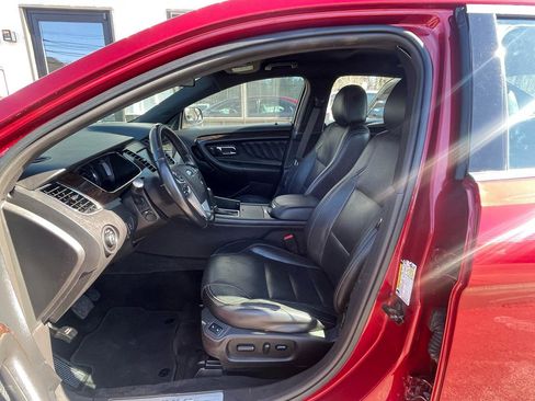 Used 2015 Ford Taurus Limited image 11