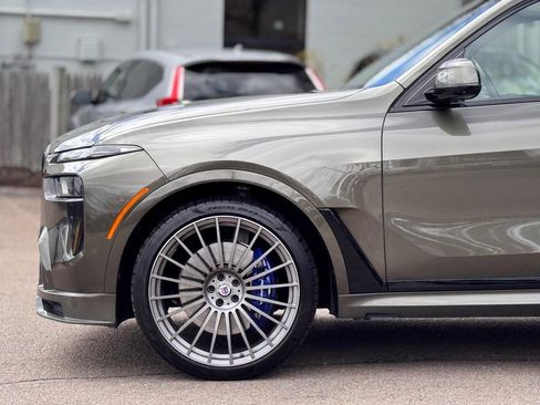 Used 2024 BMW ALPINA XB7 AWD/4WD image 10