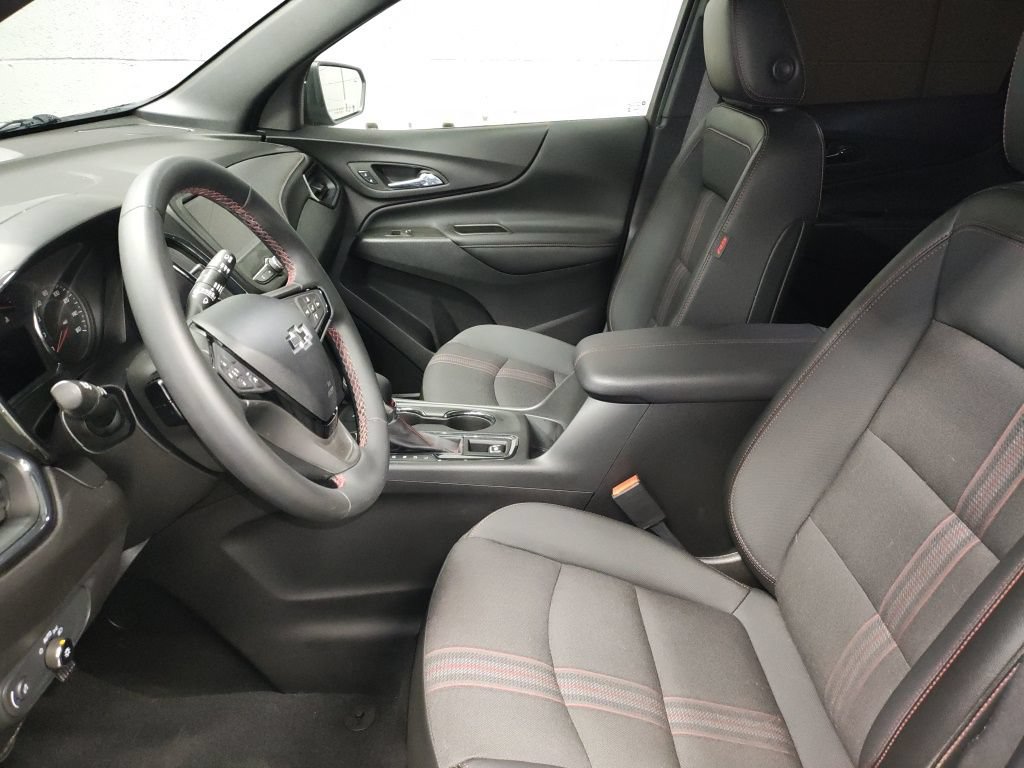 Used 2023 Chevrolet Equinox RS w/ LPO, Floor Liner Package FWD image 23