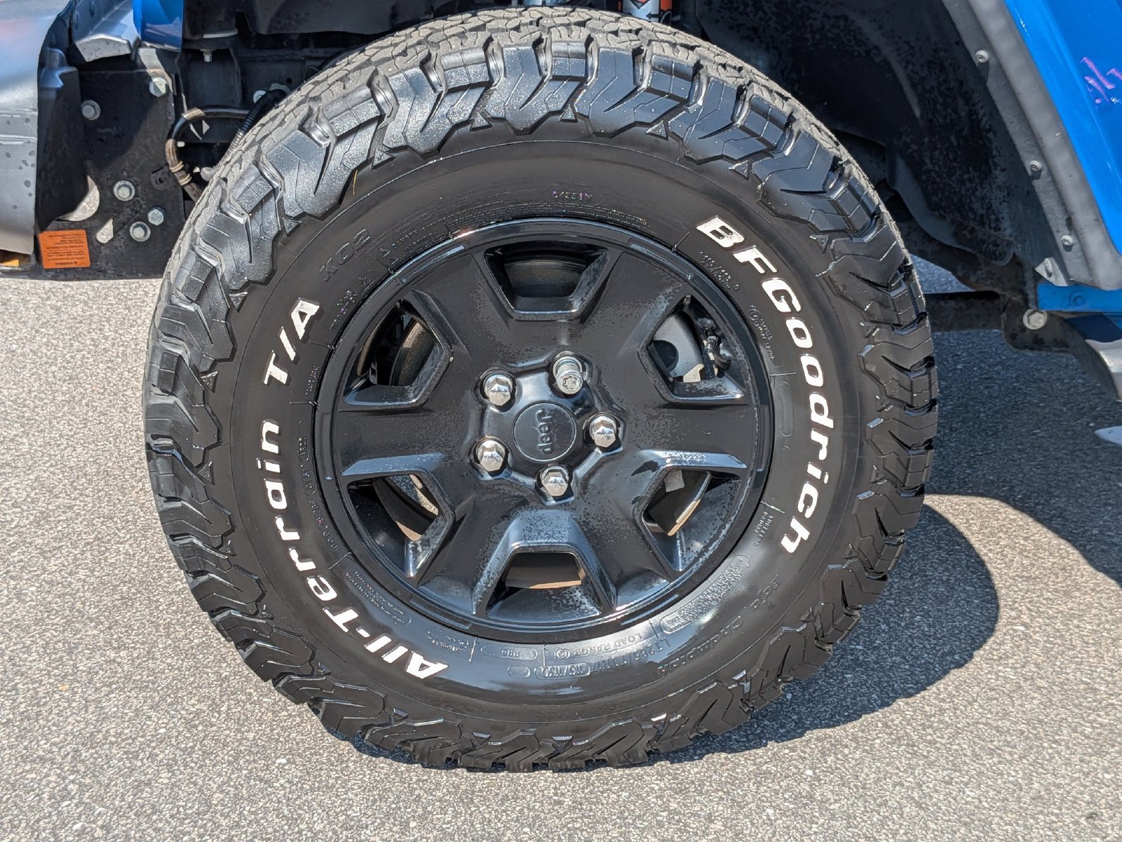 Used 2020 Jeep Gladiator Mojave w/ Dual Top Group AWD/4WD image 10