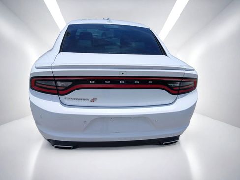 Used 2018 Dodge Charger GT AWD/4WD image 6