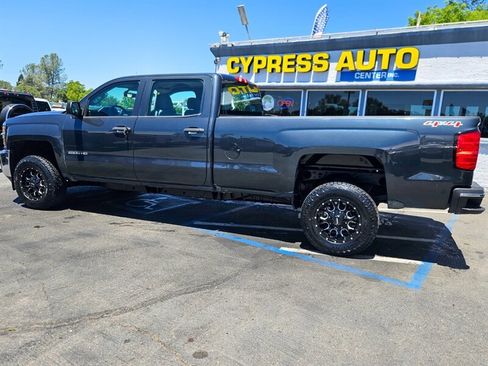 Used 2017 Chevrolet Silverado 2500 W/T AWD/4WD image 3