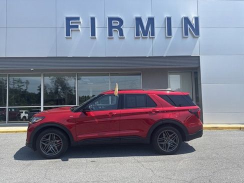 Certified 2025 Ford Explorer ST-Line w/ Premium Package RWD image 1