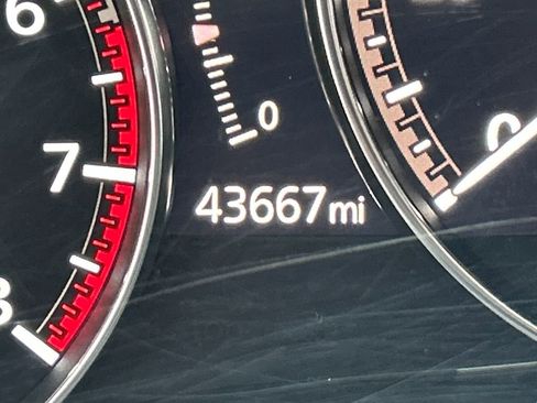 Used 2022 MAZDA MAZDA3 s image 18