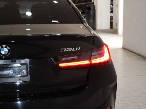 Certified 2024 BMW 330i Sedan w/ Convenience Package image 7