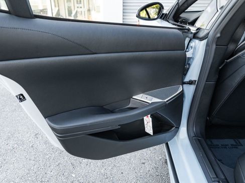 New 2025 Karma Revero Luxury image 30