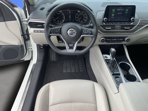 Used 2022 Nissan Altima 2.5 SL AWD/4WD image 12