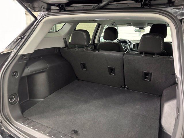 Used 2024 GMC Terrain SLE FWD image 17