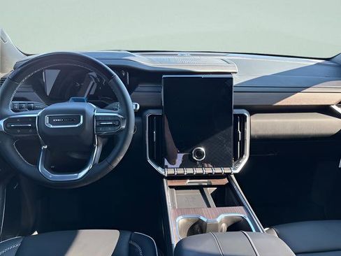 New 2026 GMC Acadia Denali w/ Super Cruise Package AWD/4WD image 12