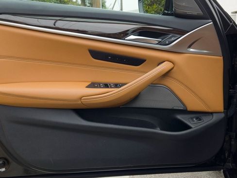 Used 2019 BMW 540i w/ Convenience Package image 12