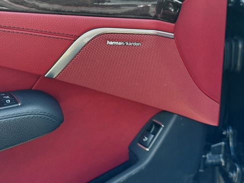 Used 2016 Mercedes-Benz SL 550 w/ Sport Wheel Package image 21