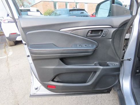 Certified 2023 Honda Passport TrailSport image 15