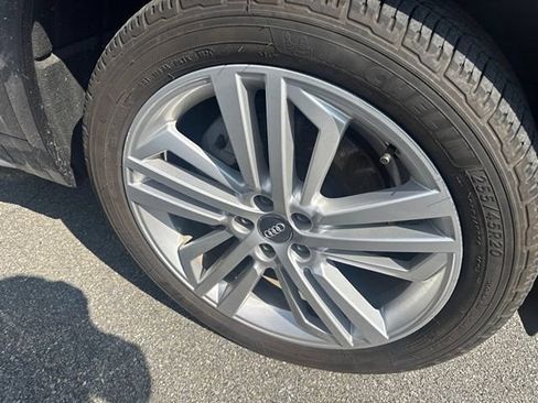 Used 2018 Audi Q5 Prestige w/ Prestige Package AWD/4WD image 8