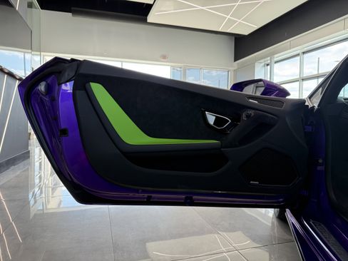 Used 2023 Lamborghini Huracan Tecnica image 17