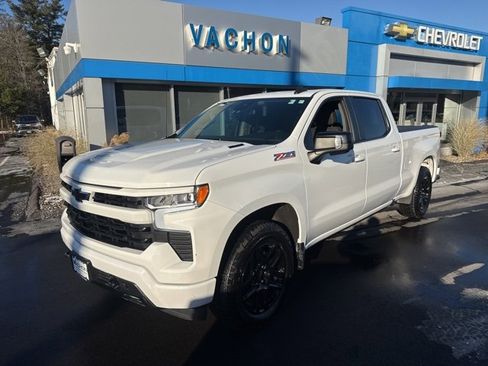 Used 2022 Chevrolet Silverado 1500 RST image 1