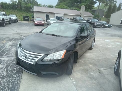 Used 2015 Nissan Sentra SV FWD image 1
