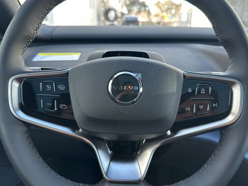 New 2026 Volvo EX30 Cross Country Ultra image 20