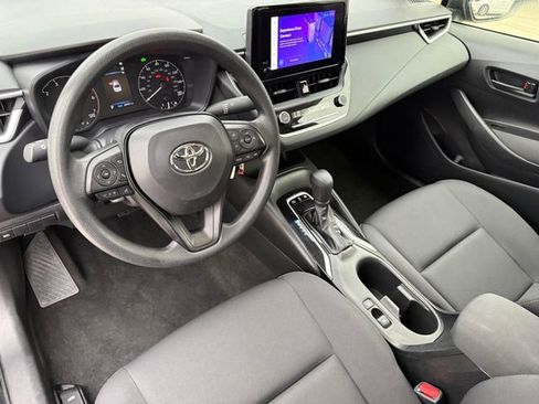 Used 2025 Toyota Corolla LE w/ Carpet Mat Package (TMS) FWD image 10