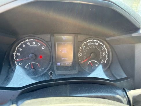 Used 2019 Toyota Tacoma SR w/ SR Convenience Package image 19