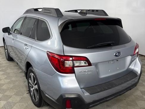 Used 2018 Subaru Outback 2.5i Limited AWD/4WD image 5