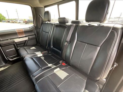 Used 2019 Ford F150 Lariat w/ Equipment Group 501A Mid AWD/4WD image 19