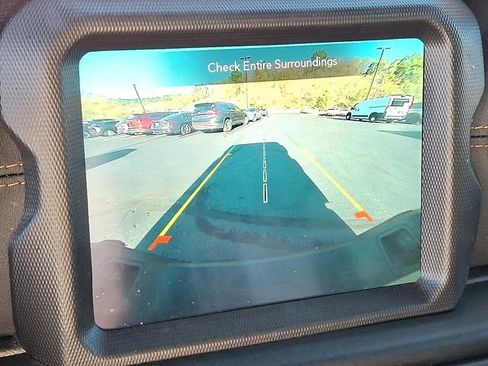 Used 2022 Jeep Gladiator Overland image 21