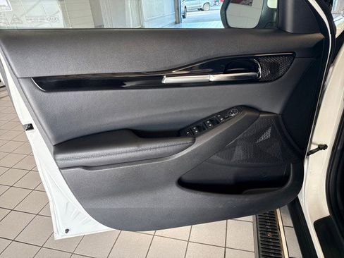 Used 2021 Kia Seltos S AWD/4WD image 14