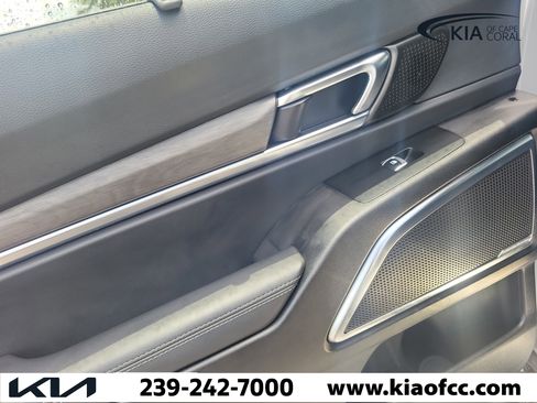 Certified 2023 Kia Telluride SX X-Pro AWD/4WD image 11