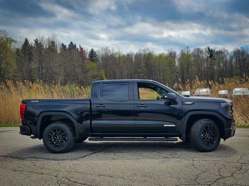 New 2026 GMC Sierra 1500 Elevation image 2
