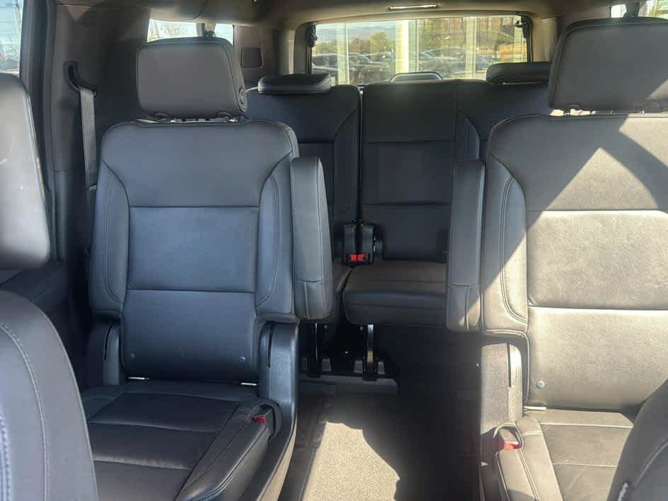 Used 2021 Chevrolet Suburban Z71 w/ Rear Media and Nav Package AWD/4WD image 33