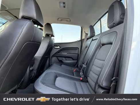 Used 2022 GMC Canyon AT4 w/ Trailering Package image 32