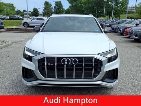Used 2023 Audi SQ8 Prestige AWD/4WD image 2