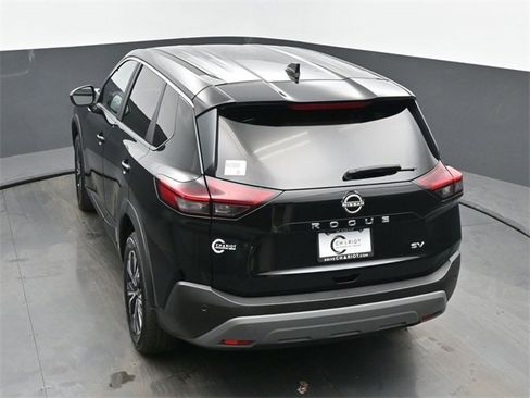 Used 2023 Nissan Rogue SV image 41