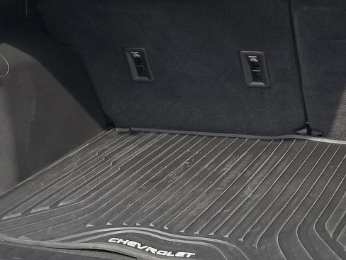Used 2019 Chevrolet Equinox LS FWD image 9