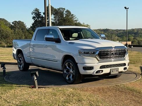 Used 2024 RAM 1500 Limited image 9